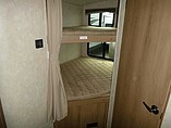 2015 Cruiser RV Shadow Cruiser Photo #11