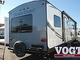 2015 Cruiser RV Shadow Cruiser Photo #4
