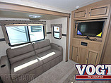 2015 Cruiser RV Shadow Cruiser Photo #9