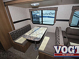 2015 Cruiser RV Shadow Cruiser Photo #10