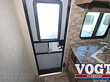 2015 Cruiser RV Shadow Cruiser Photo #26