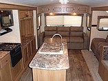 2015 Cruiser RV Shadow Cruiser Photo #12