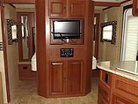 2011 Cruiser RV Shadow Cruiser Photo #4