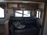 2013 Cruiser RV Shadow Cruiser Photo #6