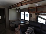 2013 Cruiser RV Shadow Cruiser Photo #12