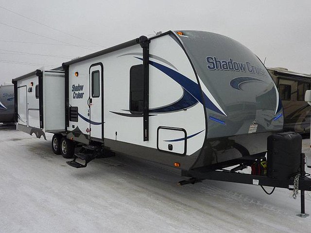 2015 Cruiser RV Shadow Cruiser Photo