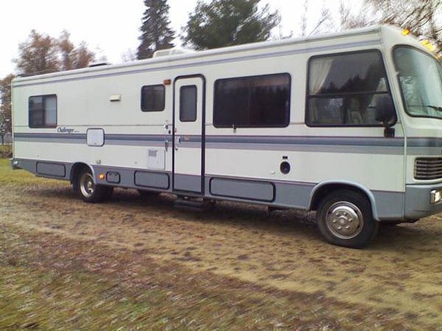 1991 Damon Challenger Photo