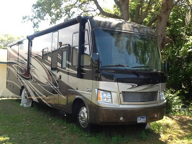2011 Damon Challenger Photo