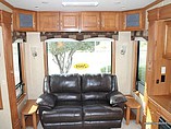 2008 DRV Mobile Suites Photo #6