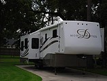 05 DRV Mobile Suites