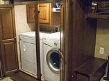 2014 DRV Mobile Suites Photo #18
