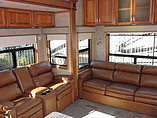 2015 DRV Mobile Suites Photo #8