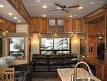 2016 DRV Mobile Suites Photo #5