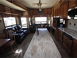 2014 DRV Mobile Suites Photo #9