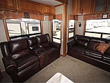 2014 DRV Mobile Suites Photo #10