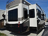2015 DRV Mobile Suites Photo #4