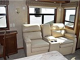 2015 DRV Mobile Suites Photo #9