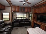 2015 DRV Mobile Suites Photo #11