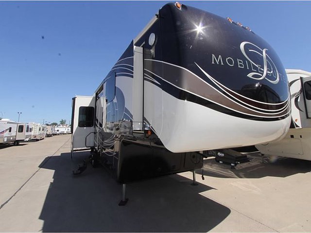 2014 DRV Mobile Suites Photo