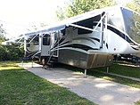 12 DRV Mobile Suites