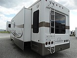 2005 DRV Mobile Suites Photo #13