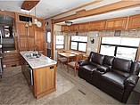 2015 DRV Mobile Suites Photo #8