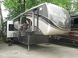 16 DRV Mobile Suites