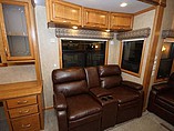 2015 DRV Mobile Suites Photo #20