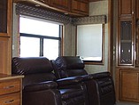 2015 DRV Mobile Suites Photo #8