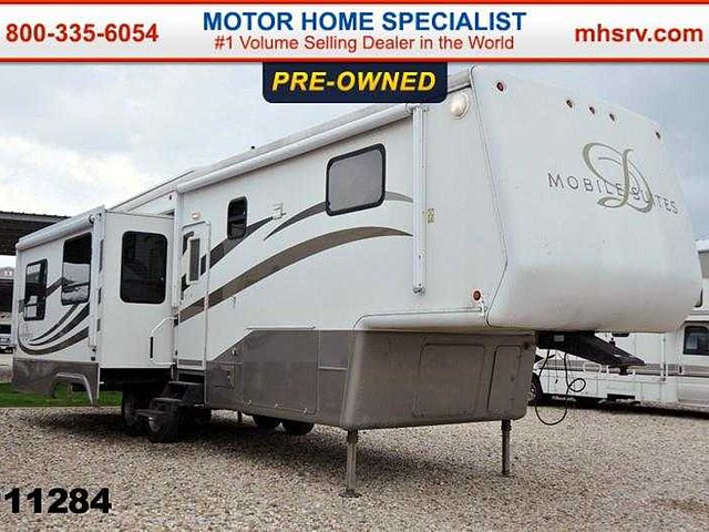 2005 DRV Mobile Suites Photo