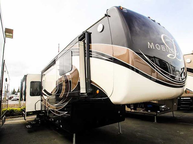 16 DRV Mobile Suites