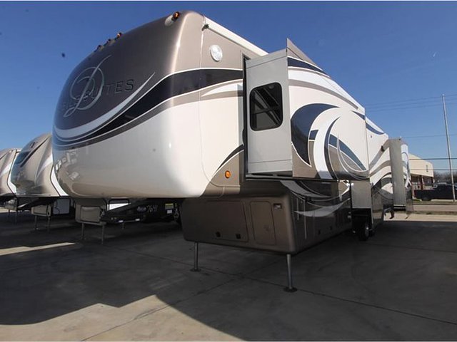 2015 DRV Mobile Suites Photo