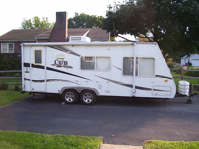 2007 Dutchmen Aerolite Photo