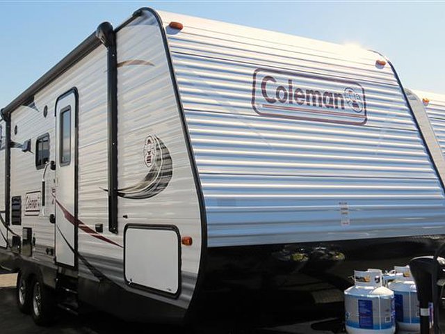 2015 Dutchmen Coleman Photo