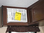 2015 Dutchmen Coleman Lantern LT Photo #5