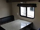 2015 Dutchmen Coleman Lantern LT Photo #10