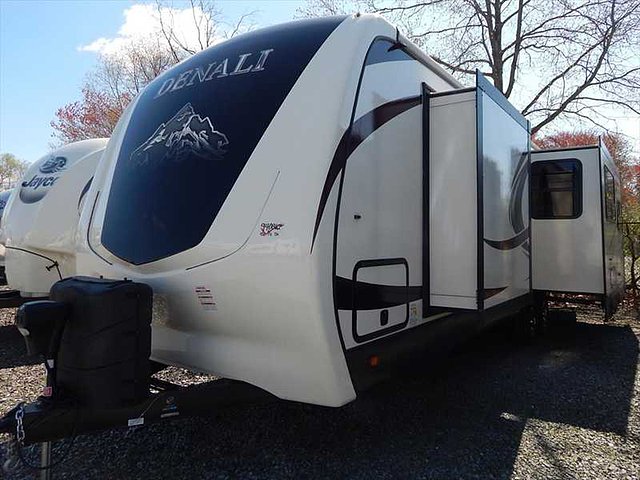 2015 Dutchmen Denali Photo