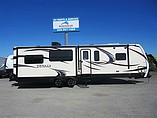 2016 Dutchmen Denali Photo #20