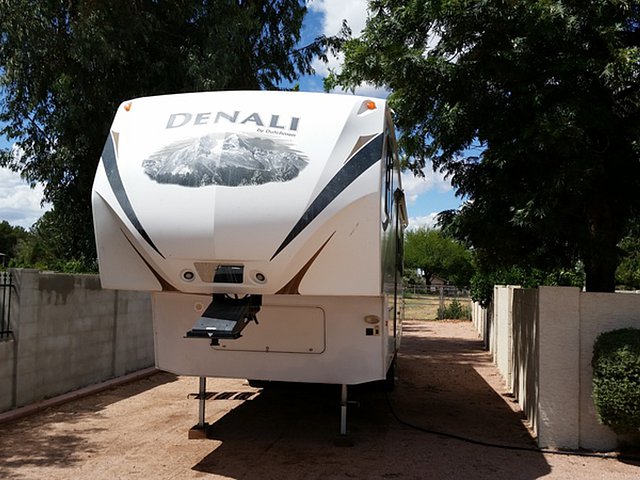 2011 Dutchmen Denali Photo