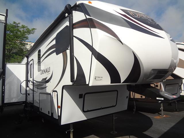 2015 Dutchmen Denali Photo