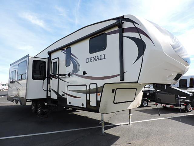 2015 Dutchmen Denali Photo