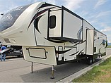 2016 Dutchmen Denali Photo #2