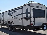 2016 Dutchmen Denali Photo #17