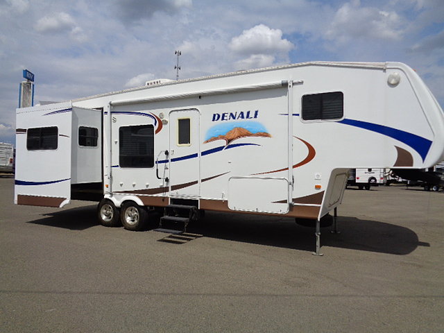 08 Dutchmen Denali