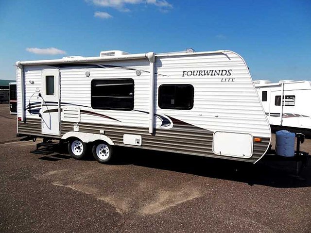 2010 Dutchmen Four Winds Photo