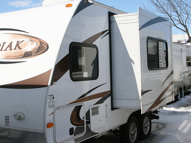 2011 Dutchmen Kodiak Photo
