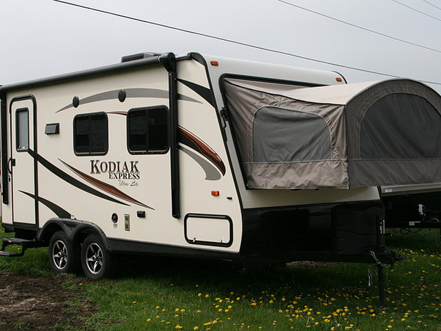 2016 Dutchmen Kodiak Photo