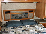 2010 Dutchmen Kodiak Photo #9