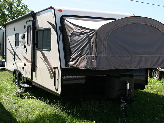 16 Dutchmen Kodiak Express