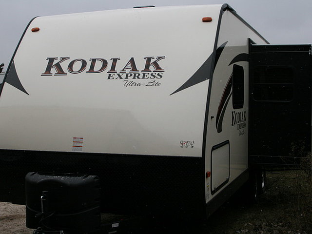 2015 Dutchmen Kodiak Express Photo